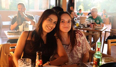  Ariadna y María José.