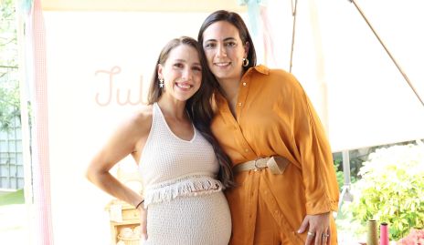  Ana Gaby Ibarra y María Berrueta.