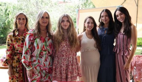  Maru y Ana Clara Bárcena, Marina Solana, Ana Gaby Ibarra, Roberta Bárcena y Adri de la Maza.