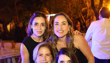  Vero Franco, Nardine Chevaile, Georgina Anaya y Sara Martínez.