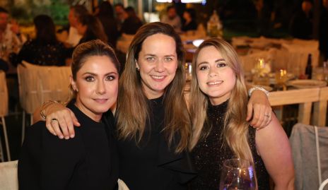  Patricia Córdova, Elizabeth Martínez y Melissa Pérez.