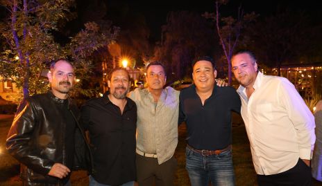  Toño Dahda, Toño Montelongo, David Lozano, Emmanuel Guevara y José Alberto Apezteguía.