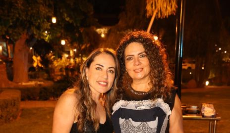 Nardine Chevaile y Susana de Leos.