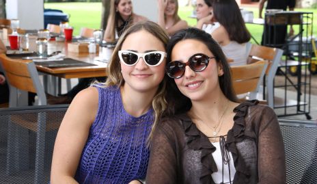  Lorenza Hinojosa y Valentina Nava.