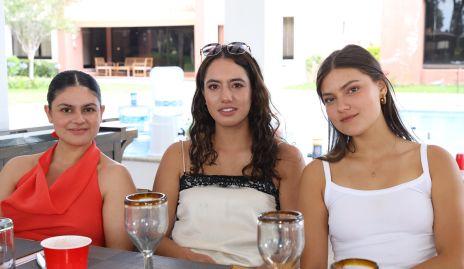  Lorena Mercado, María Paula Silva y María Paula Humara.