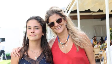  Javiera Lebrija y Lourdes López.