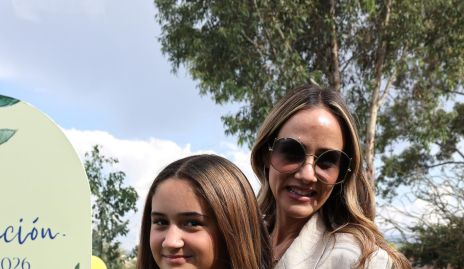  Alejandra Salas y Arantza Calzada.