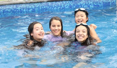  Aitana, Cami, Elena y Luci.