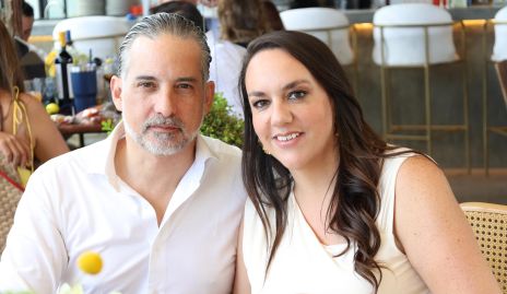 Rodrigo Veyta y Julieta Garelli.