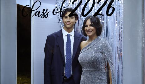  Alejandro Anaya con su mamá Maricarmen Galarza.