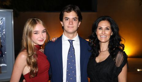  Triana Rosillo, Alejandro Lozano y Yara Nagore.