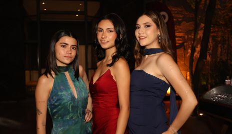  Paulina, Natalia Zavala y Julieta Coello.