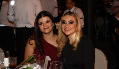  Isabela Faz y Edith Sofía.