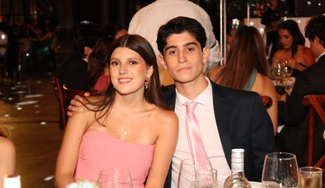  Manuela Zambrano y Adrián Zambrano.