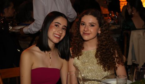 Daira Andrew y Valeria Torres.