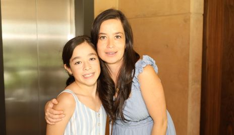  Regina del Camino y Maru Alvarado.