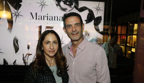  Genoveva y René Hernández.