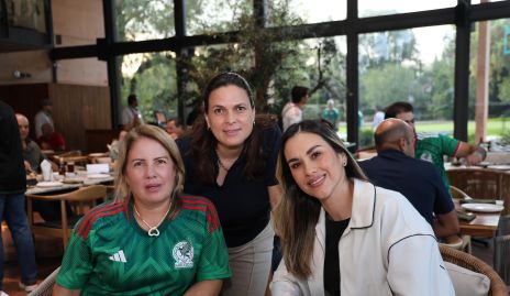  Georgina Anaya, Denisse Jiménez y Patricia Huerta.