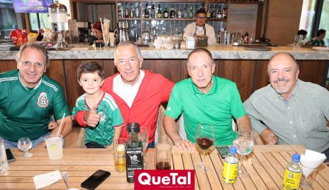  Ricardo Abud, Alejandro Abud, Santiago Mejía, Jimmy Díaz y Eduardo González.