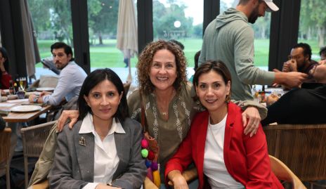  Emi Barrios, Guillermina Guerra y Lucrecia del Villar.