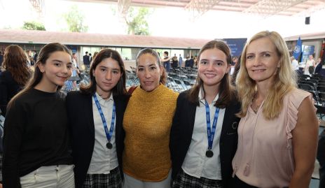  María Conde, Rosa Elena Morales, Lorenza Gómez e Isabel Martí.