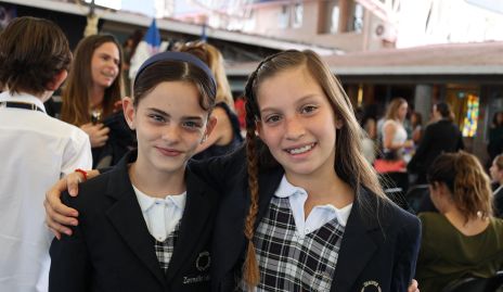  Marina y Elena.