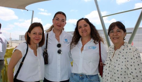  Elva Mancilla, Brenda Gómez, Liliana Meade y Maricarmen Chávez.