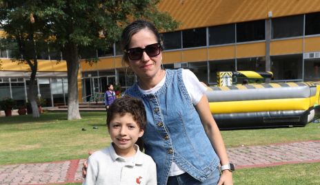  Anto Bretón y Adriana Bretón.