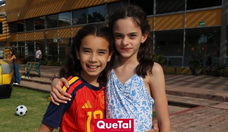  Ale Conde y Marina Zermeño.