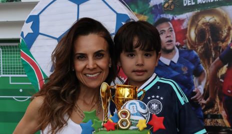  Daniela Díaz de León y Franco Conde.