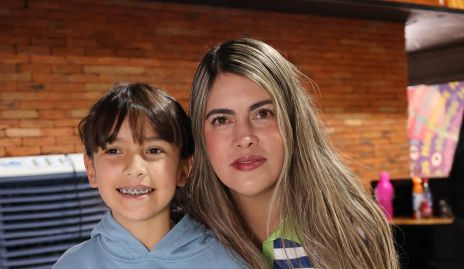  Renata Cordero y Mariana Berrones.