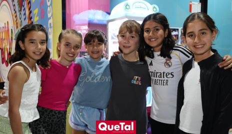  Ale Conde, Elena Reverte, Renata Cordero, Nicole Berrones, Bárbara Berrones  e Inés Güemes.