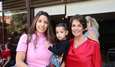  Gaby Carrillo, Ana Fer Puga y Tere Cifuentes.