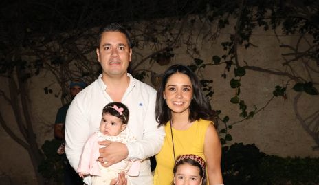  Marco Requena, Carlota Requena, Rita Corona y Constanza Requena.