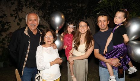  Jesús Arzola, Nora Terán,  Carola de la Peña, Julene Arzola, Charly de la Peña y Juliana de la Peña.