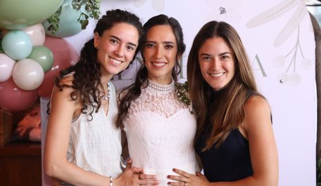  China Rangel, Valeria Rangel y Ana Paola Rangel.