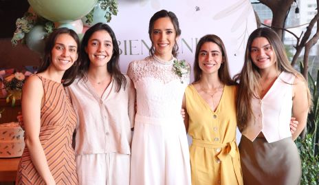  Isabel Garcín, Julieta Contreras, Vale Rangel, Susana De Luna y Verónica González.