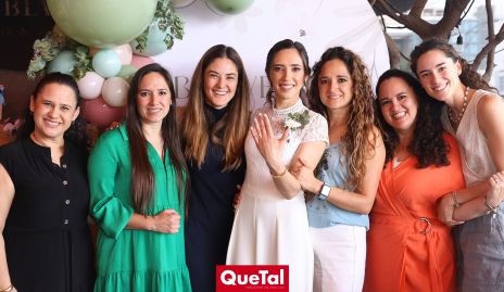  Carolina Delgado, María Fernanda Rangel, Pao Rangel, Vale Rangel, Ale Rangel, Consuelo Delgado y China Rangel.