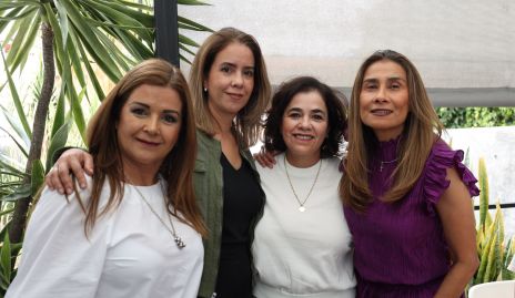  Beatriz Benavente, Georgina Benavente, Aranza Rodríguez y Claudia Quijano.