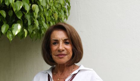  Martha Elena Espinosa de Meade.