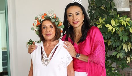  Marthita Espinosa y Patricia Veliz.