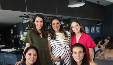  Ana María Medina, Claudia Martínez, Rebeca Acosta, Estela Yáñez y Fernanda Saiz.