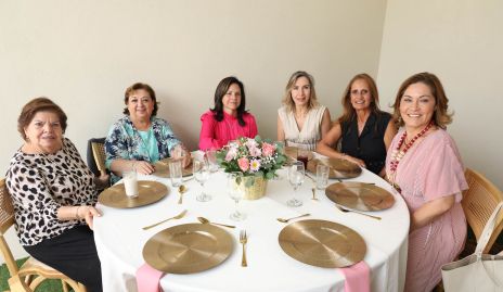 Alina Manzo, Emma  Montaño, Ana Rangel, Celina Conde, Mireya Payan y Ángeles Barba.
