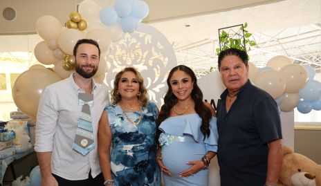  Jeff Mihaljevich, Leticia Longoria, Paola Longoria y José Longoria.