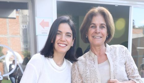  Maribel Rodríguez y Ana Laura Villarreal con Diego y Paula De Luna.