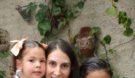  Ceci Castello, Ana Paula Ramírez y Juanpi Ramírez.