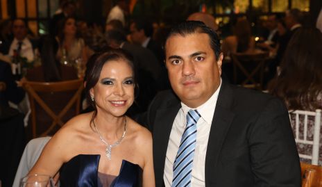  Cesar Navarro y Cecilia Serment.