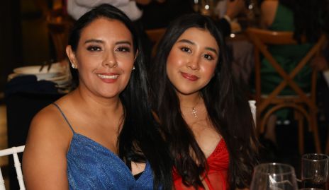  Lorena Gonzales y Andrea Gonzales.