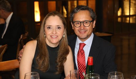  Andres Espinoza y Adriana Chavez.