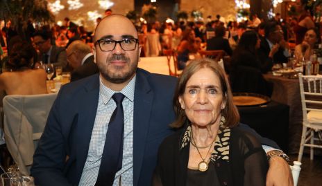  Avelarardo y Ticha.